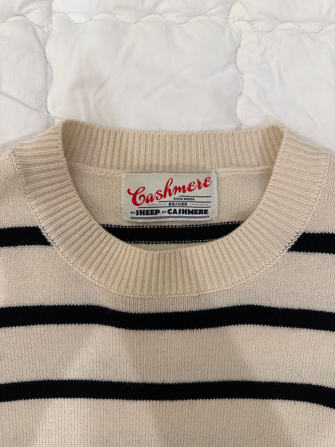 비이커 스트라이프 캐시미어울 니트 아이보리 상품이미지3