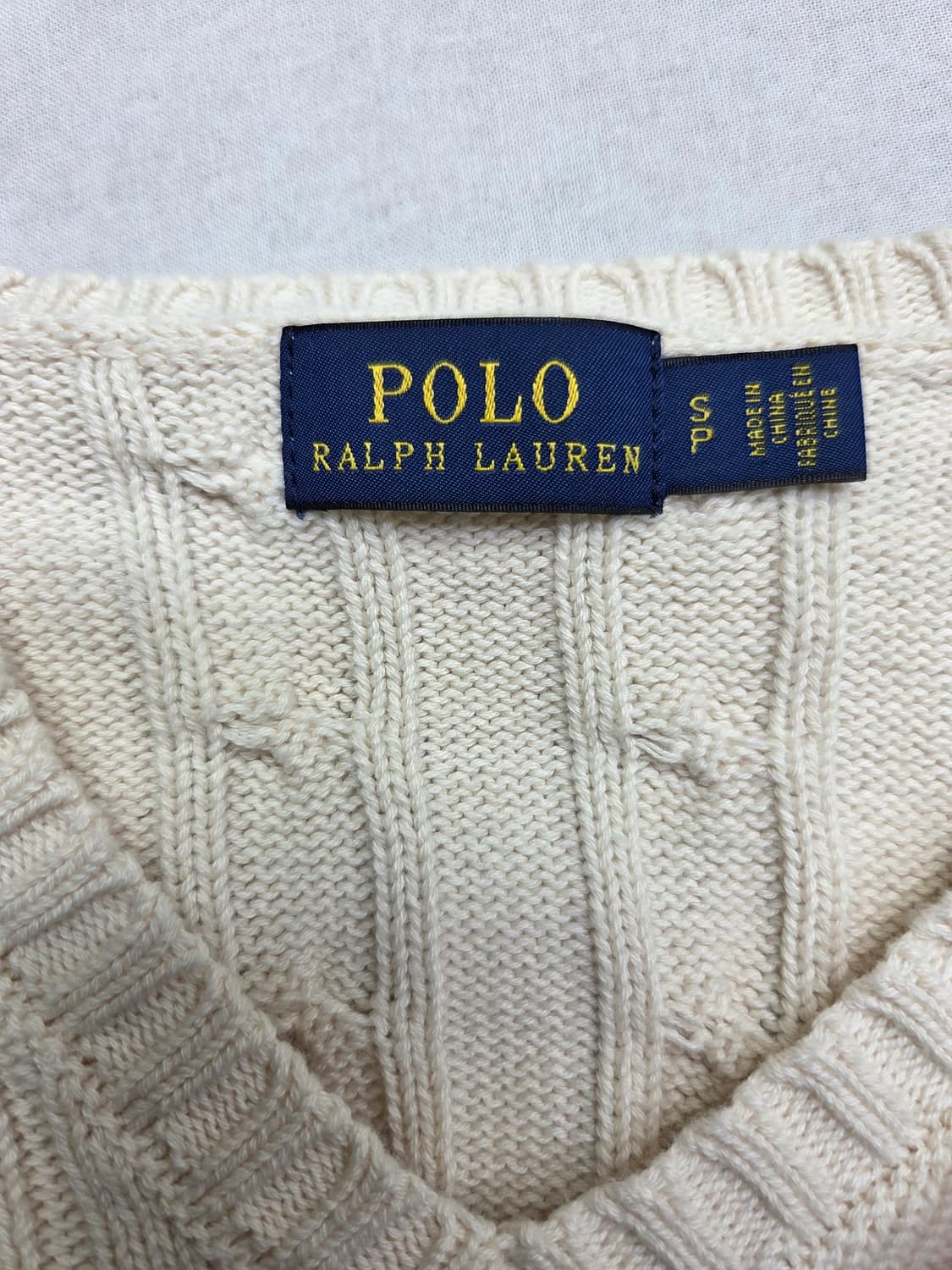 폴로 V넥 케이블 니트 sp 상품이미지3