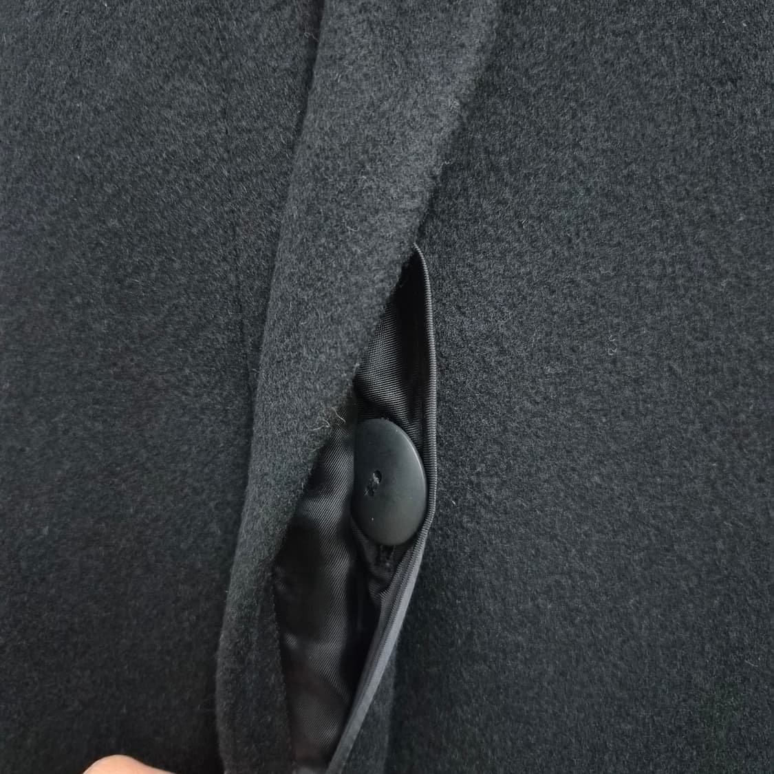 캐시미어100 하이넥 라글란 블랙 롱코트 상품이미지7