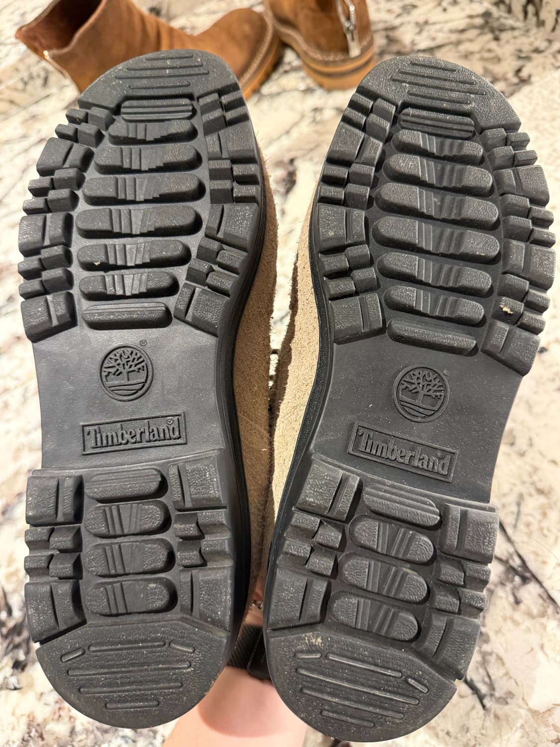 팀버랜드 x 디스이즈네버댓 헤리티지 고어텍스 목 토 미드 부츠 데저트 상품이미지2