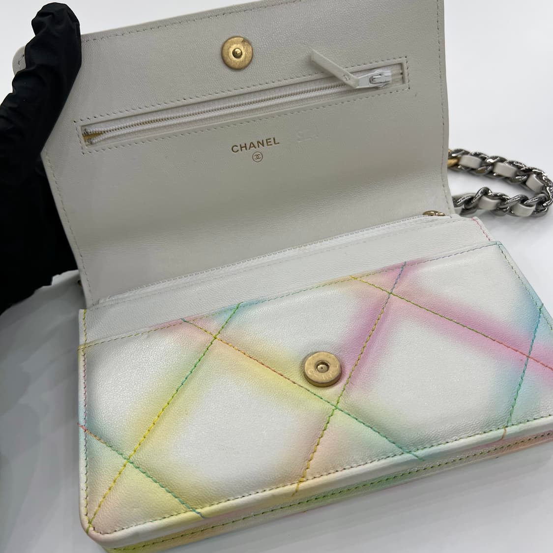 [ 22년식,OS ] 샤넬 19 컬렉션 woc체인백  상품이미지5