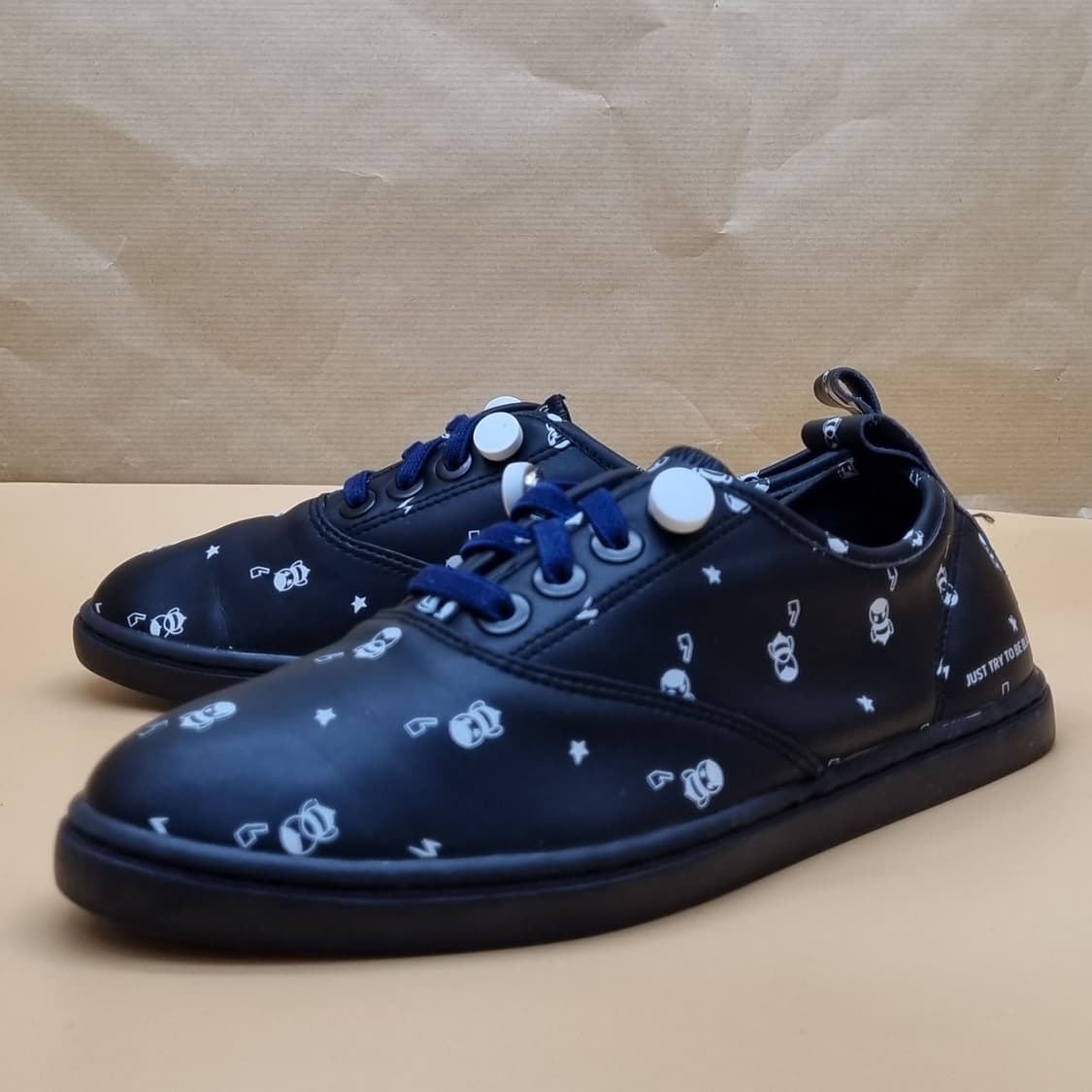 슈콤마비 여성스니커즈38 240. 상품이미지1