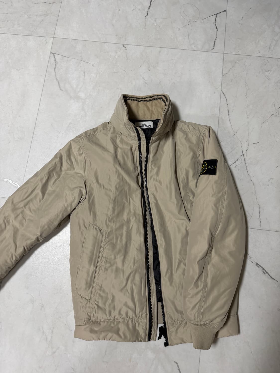 스톤아일랜드 마이크로랩스 프리마로프트 패딩 S 상품이미지1