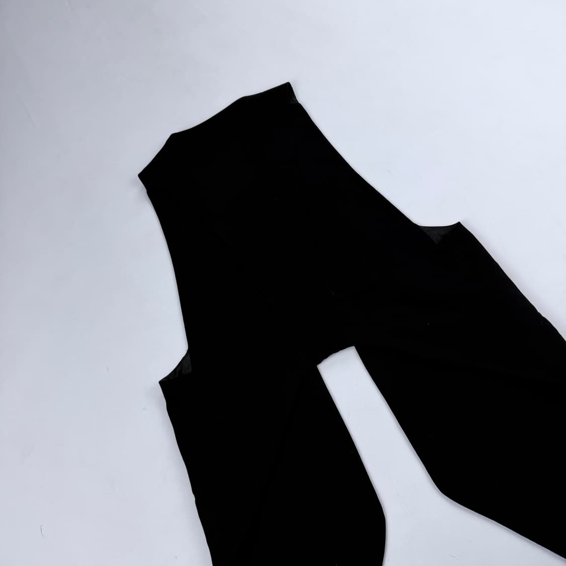 앤 드뮐미스터 해체주의 블랙 베스트 36 상품이미지5