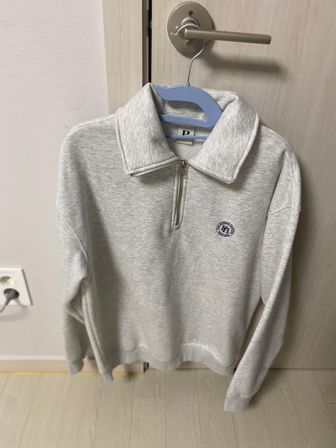 백색 반집업 상품이미지1