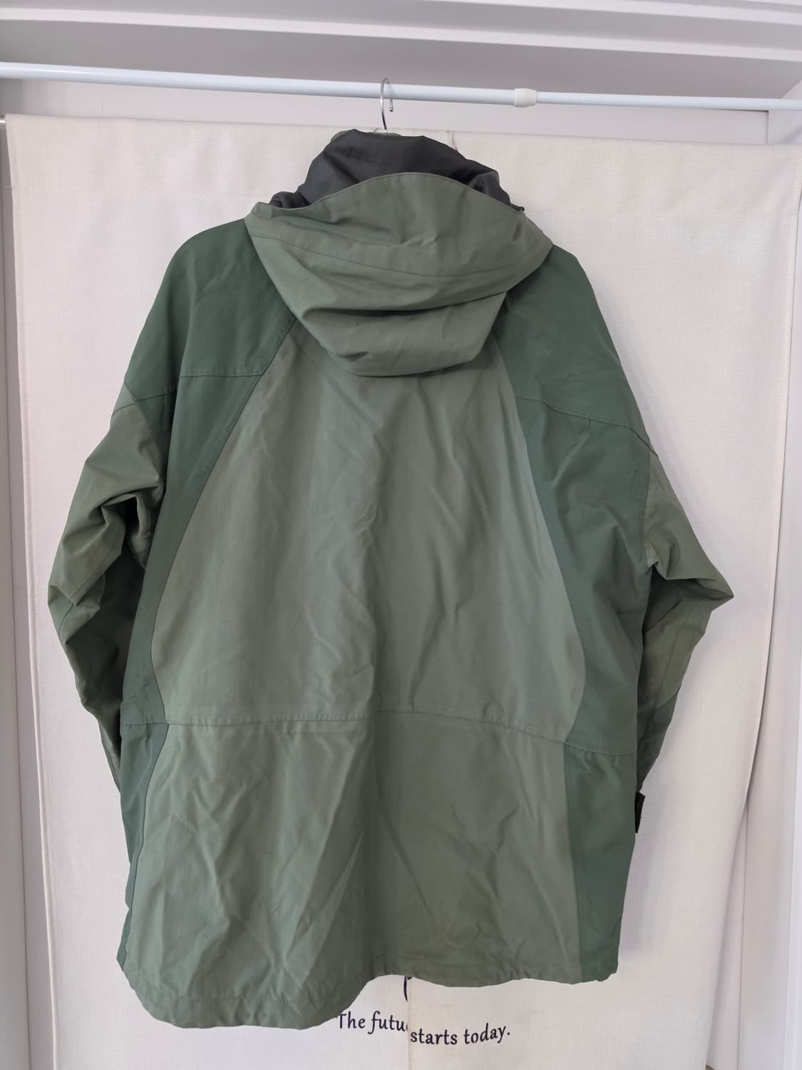 코오롱 스포츠 그린색 고어텍스 바람막이 자켓 상품이미지3