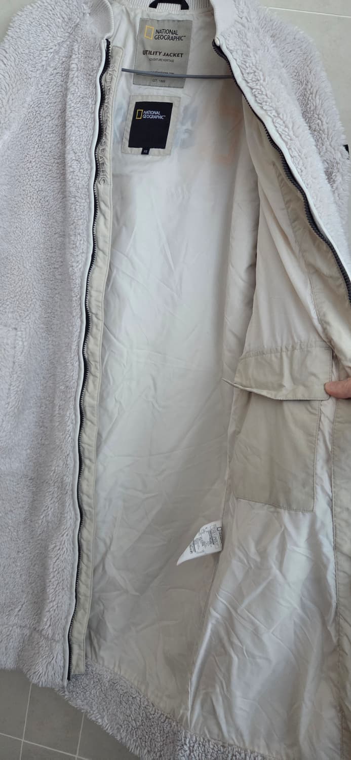 내셔널지오그래픽 뽀글이 롱코트 85(XS)
드라이완료 택포 상품이미지6