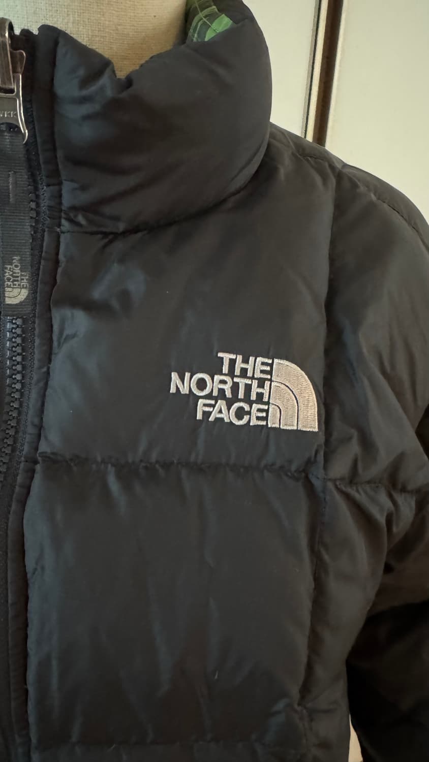 노스페이스 구스 양면 패딩입니다 상품이미지3