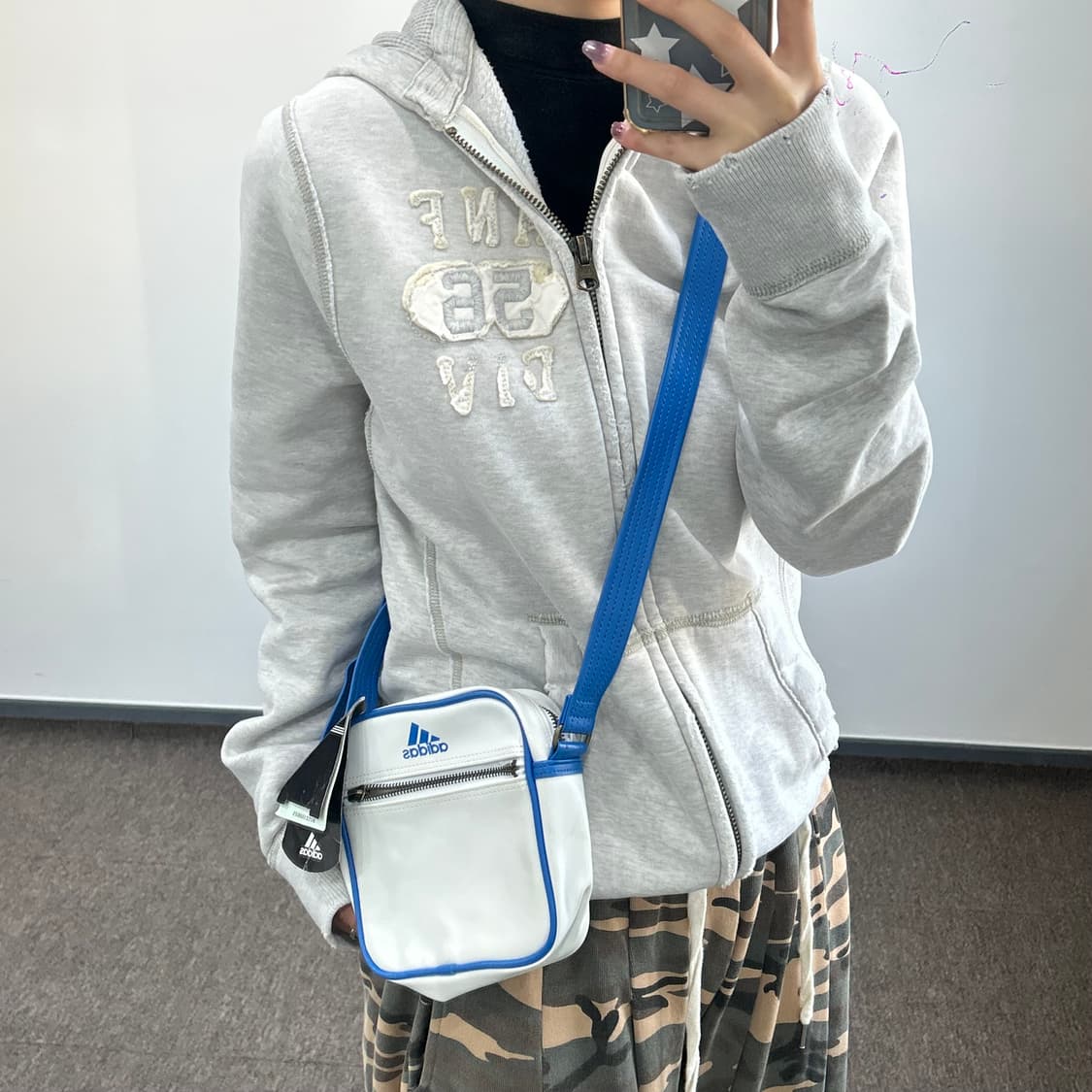 Adidas 아디다스 블루 화이트 배색 미니 크로스백 상품이미지2