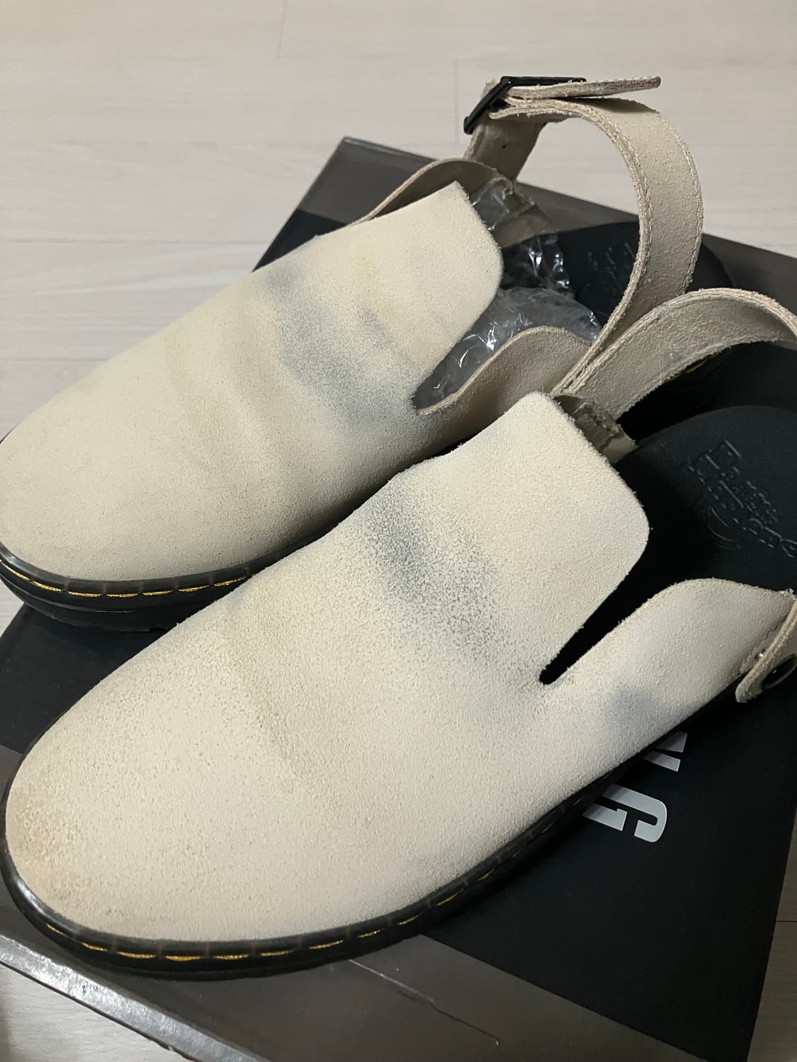 닥터마틴 칼슨 스웨이드 뮬 상품이미지2