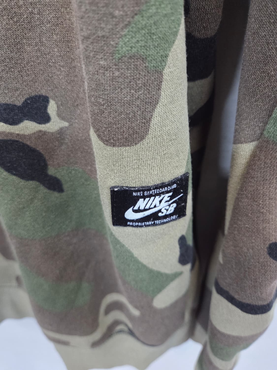 나이키 해외판 sb 빅로고 카모 기모 후드티 L 상품이미지3