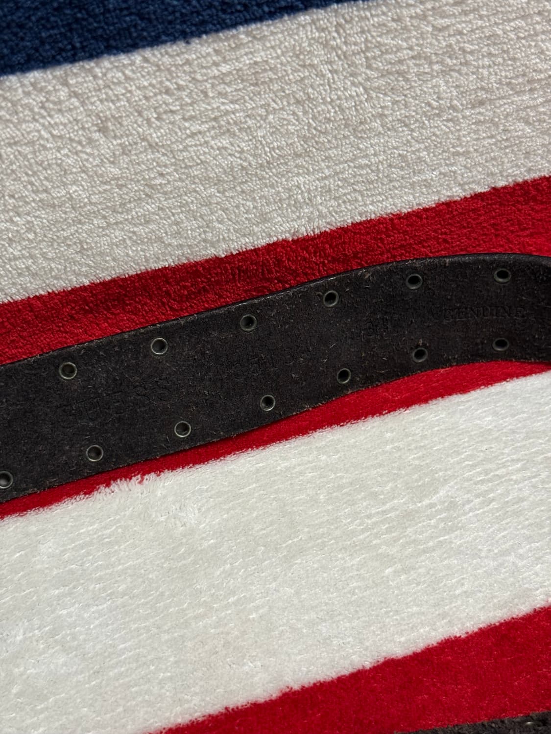 게스 빈티지레더벨트 Guess stud leather belt  리얼레더 상품이미지7