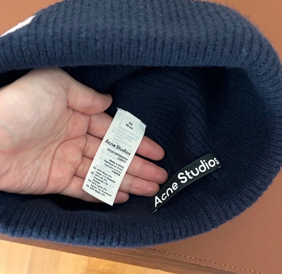 아크네스튜디오 숏비니 상품이미지3