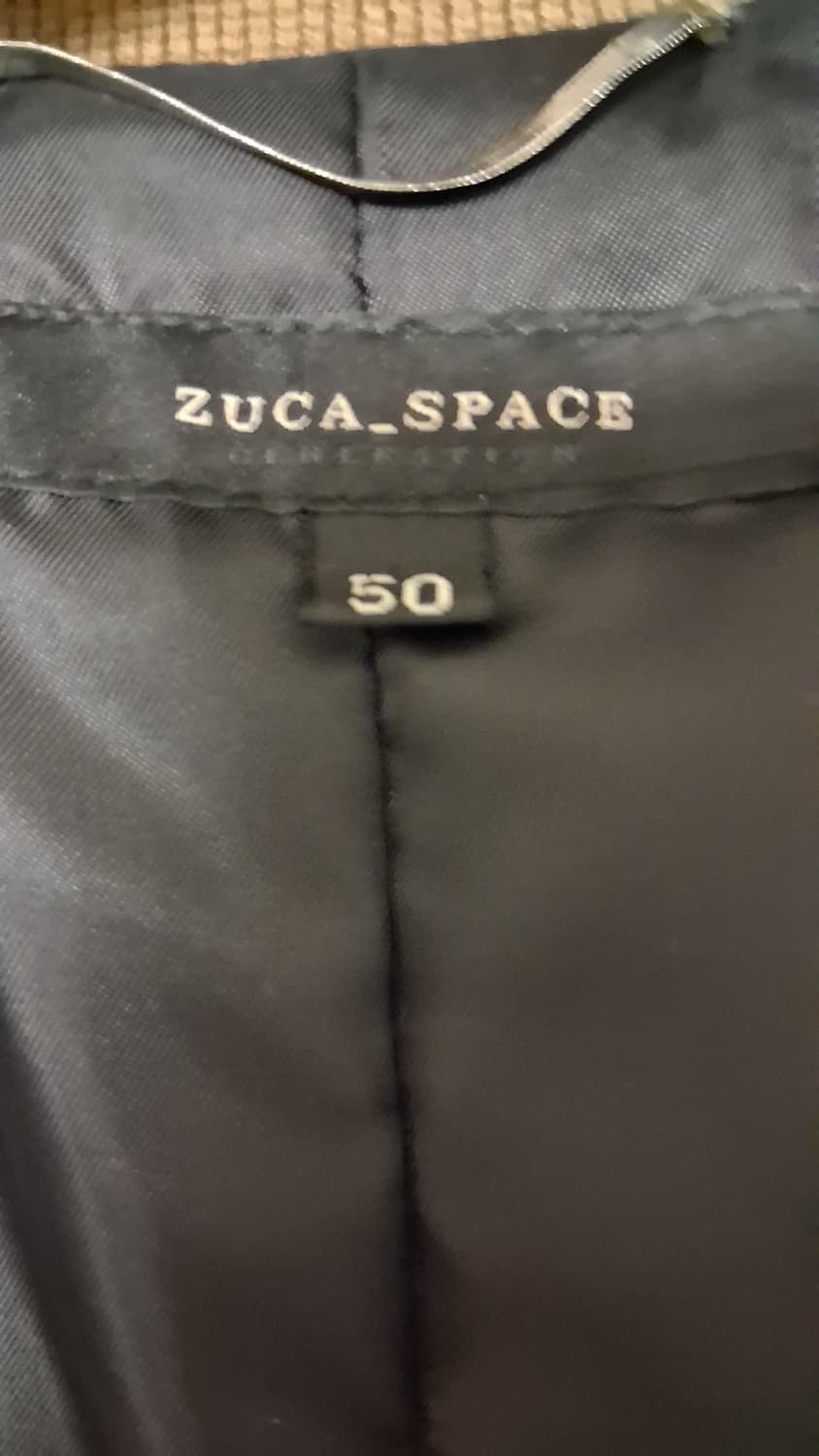 주카페이스 입생로랑 스웨이드 트러커 50 상품이미지4