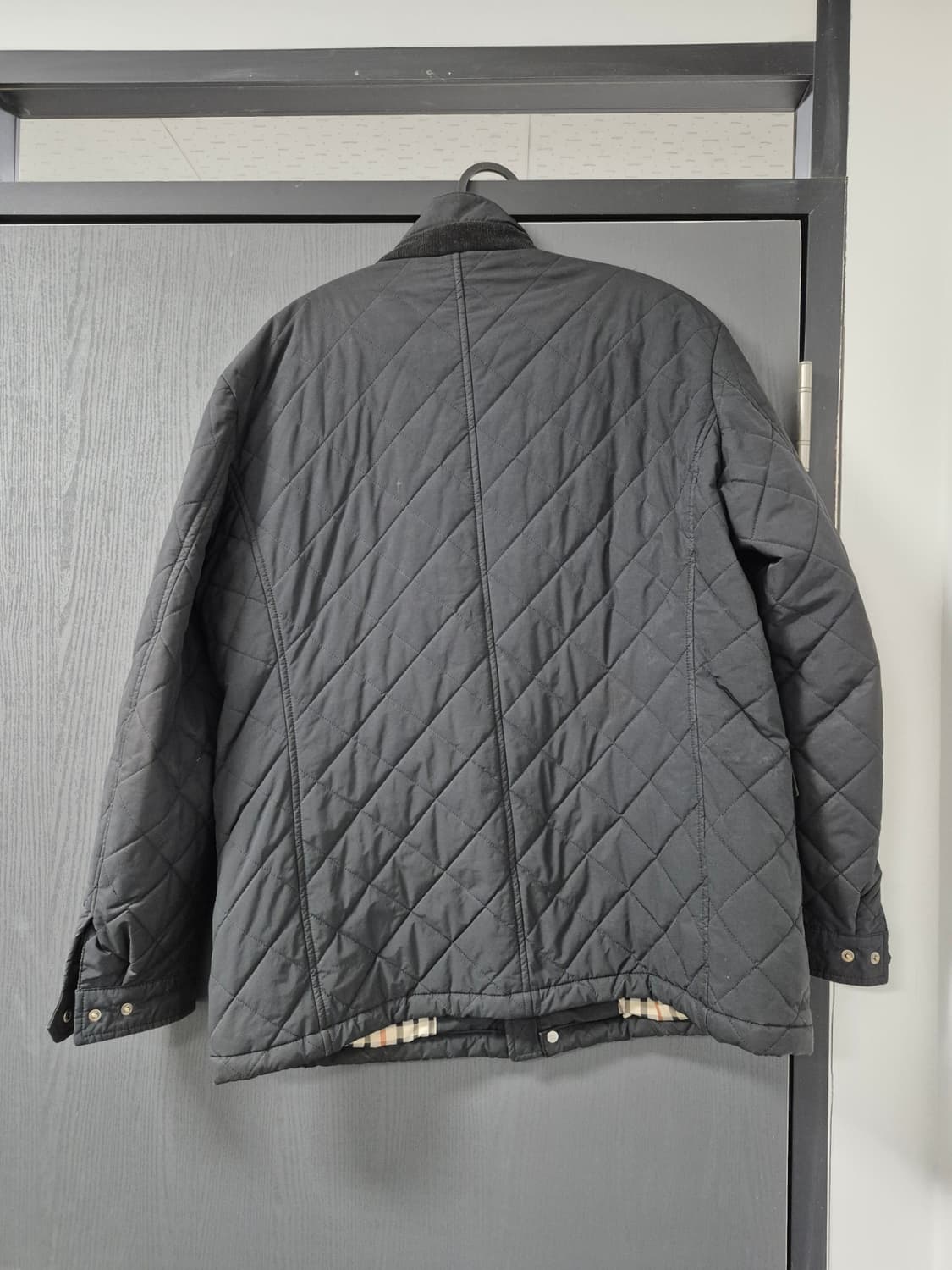 닥스 정품 남성 퀄팅자켓 잠바 110사이즈 팝니다 상품이미지2