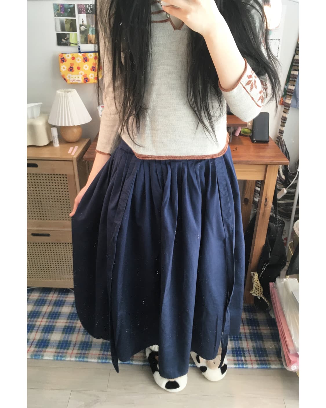 vintage pleated volume long skirt navy 상품이미지3