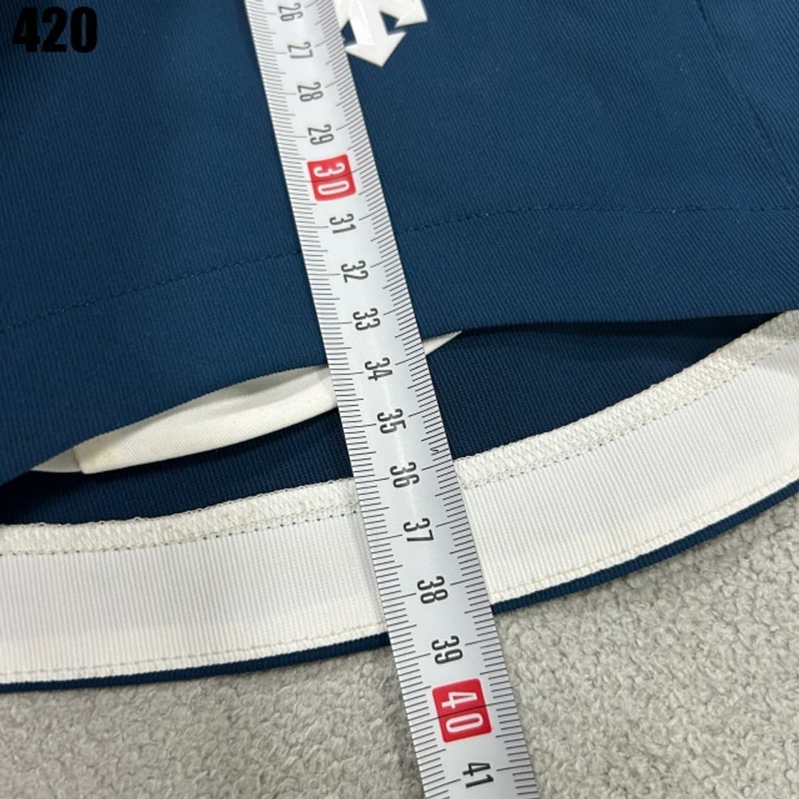 데상트 네이비/화이트 골프 치마  상품이미지5