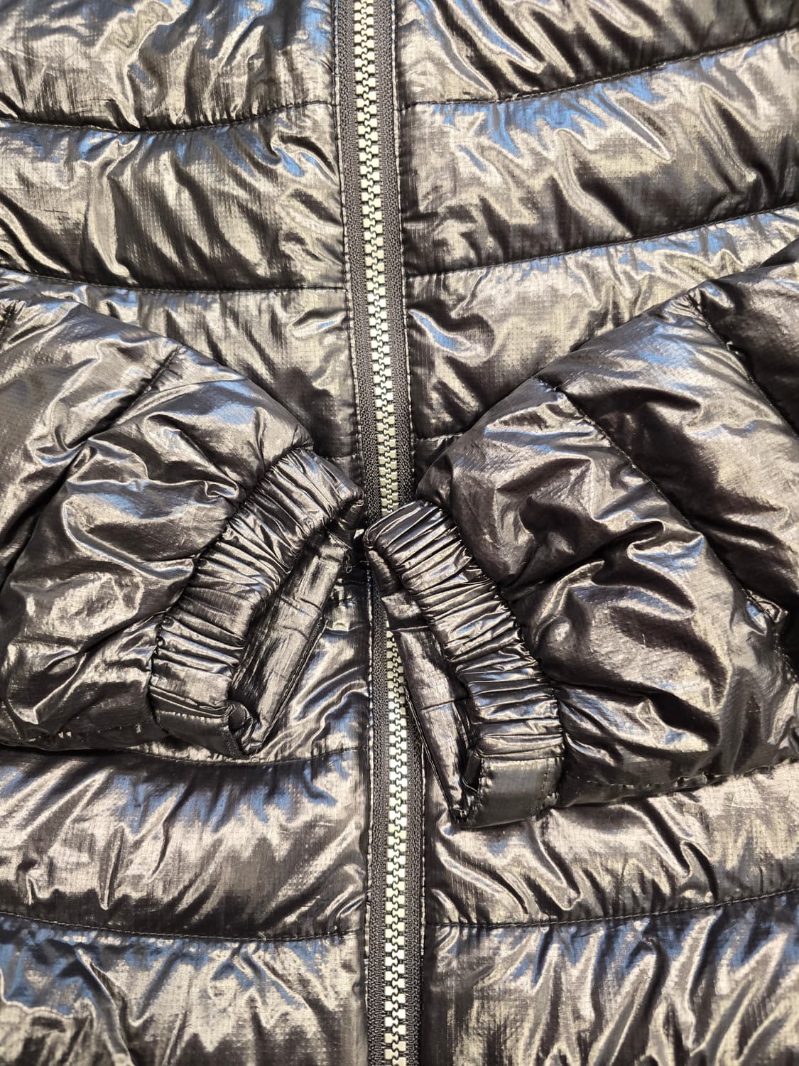 아디다스 여성 구스다운경량 패딩 85사이즈 44~55 상품이미지6