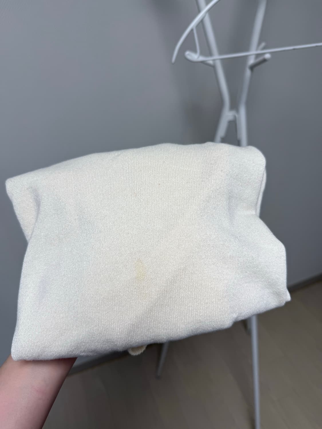 파사드패턴 페이퍼 브이넥 니트 (ivory) 상품이미지7