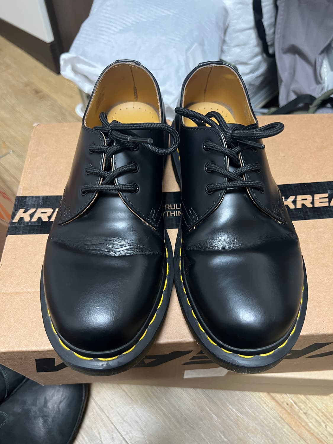 택포15) 닥터마틴 1461 스무스 블랙 3홀 UK5 240~245 상품이미지1