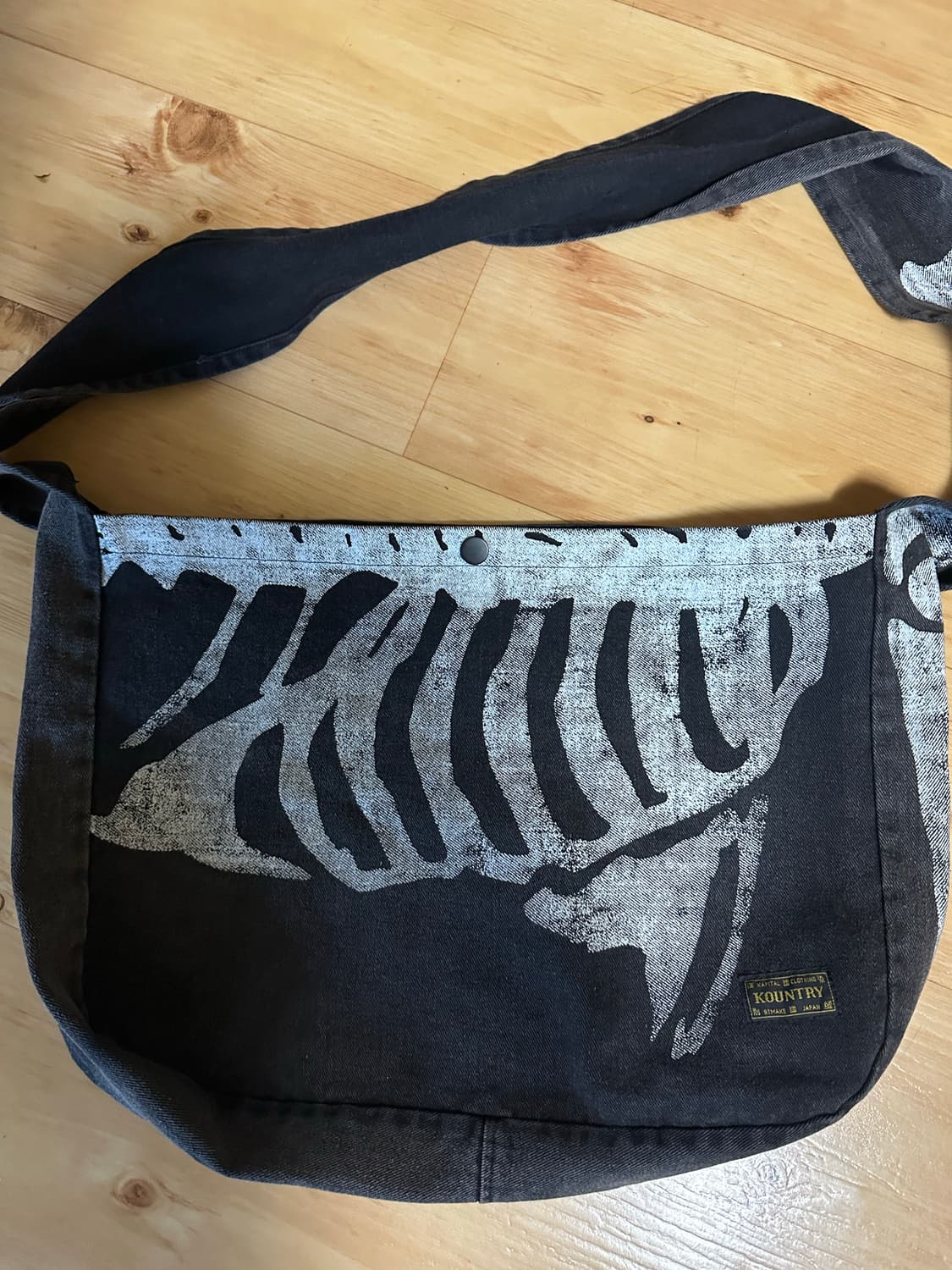 캐피탈 본 백 상품이미지1