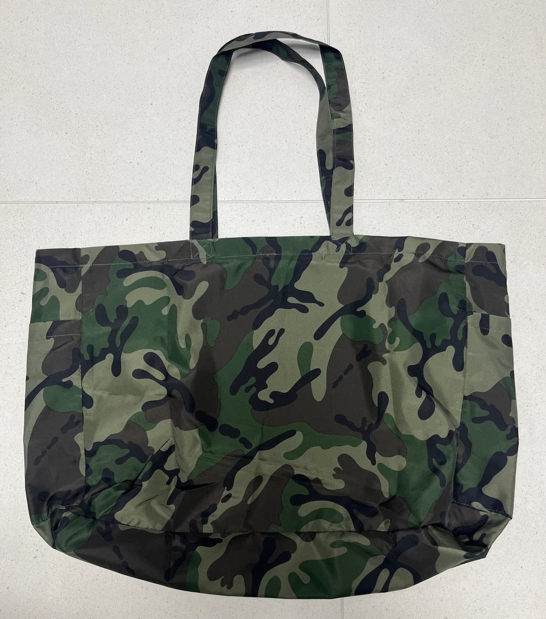 와이이이엘 yeel LOGO TOTE BAG CAMO 상품이미지5