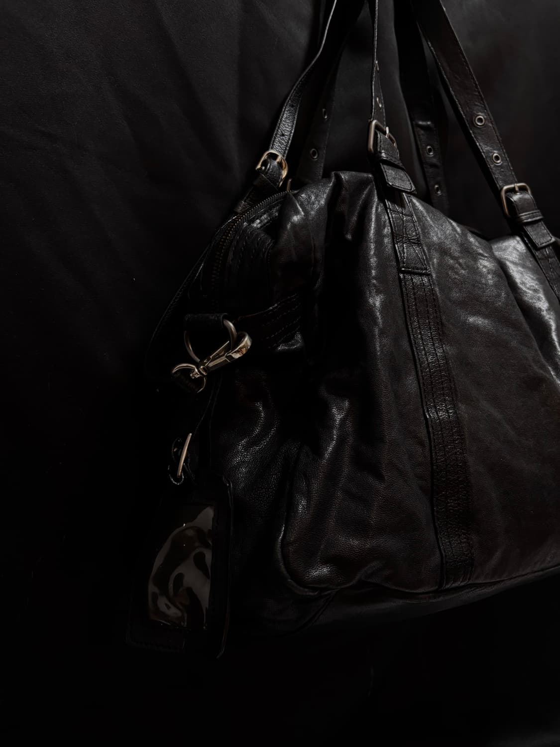 “Unknown” Y2K Black Leather Bag 상품이미지5