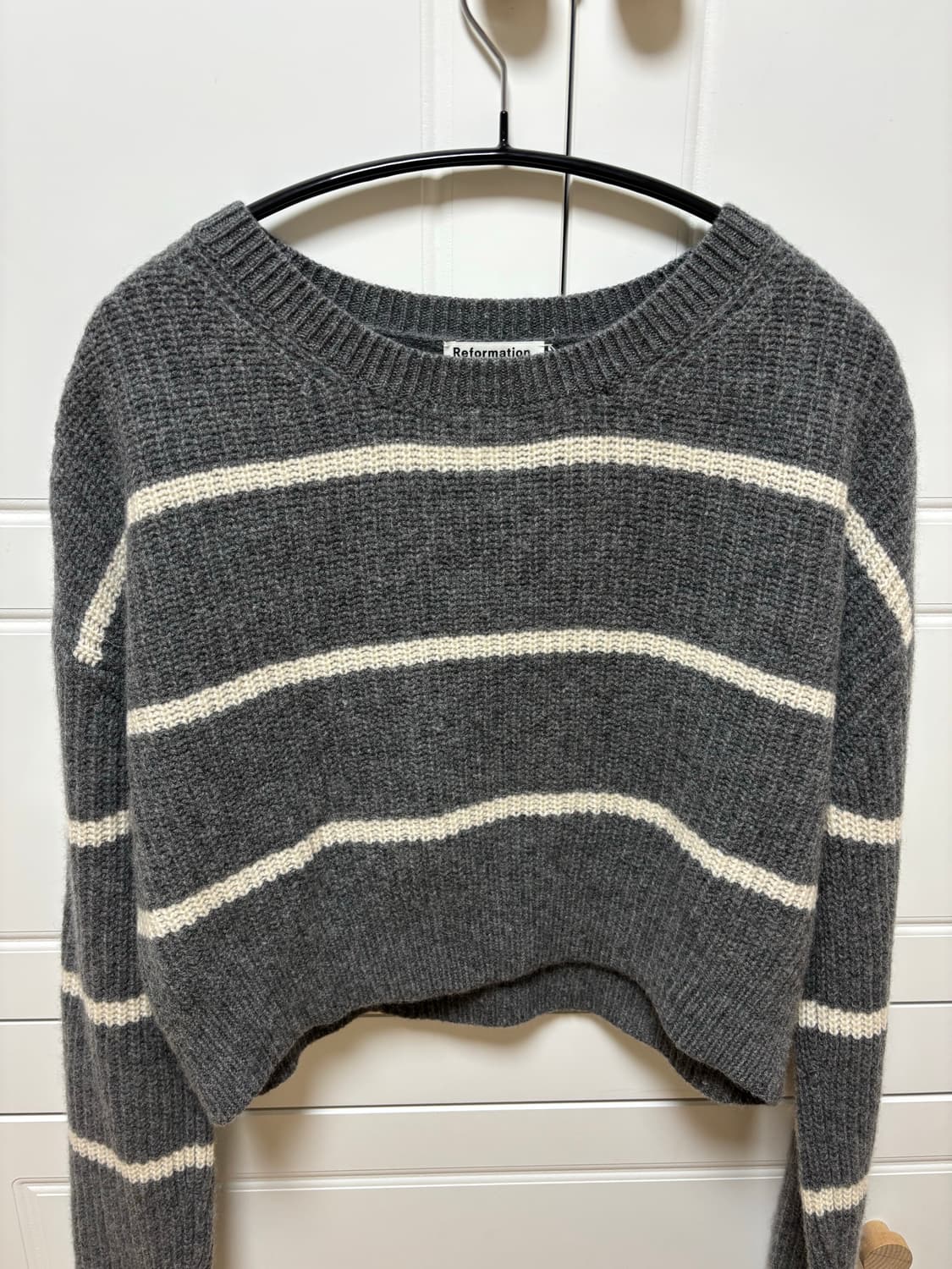 리포메이션 reformation 크롭 니트 상품이미지3
