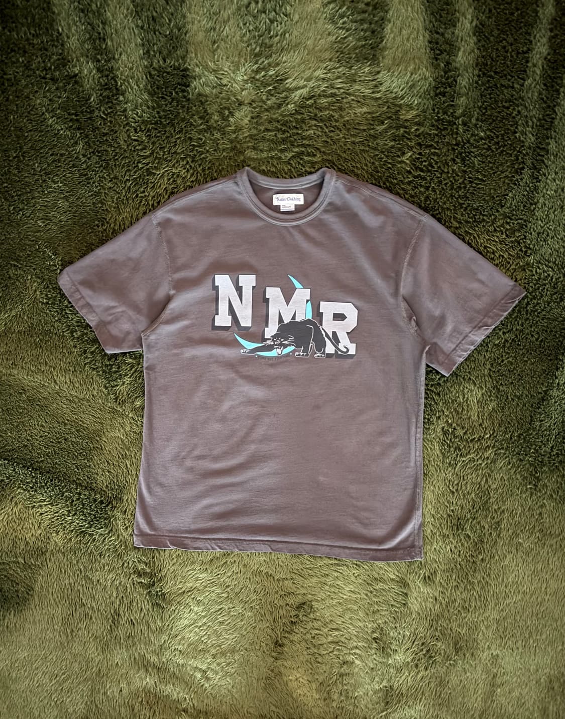 [M] 네이머 클로딩 그래픽 프린트 플랫심 티셔츠 챠콜 상품이미지1