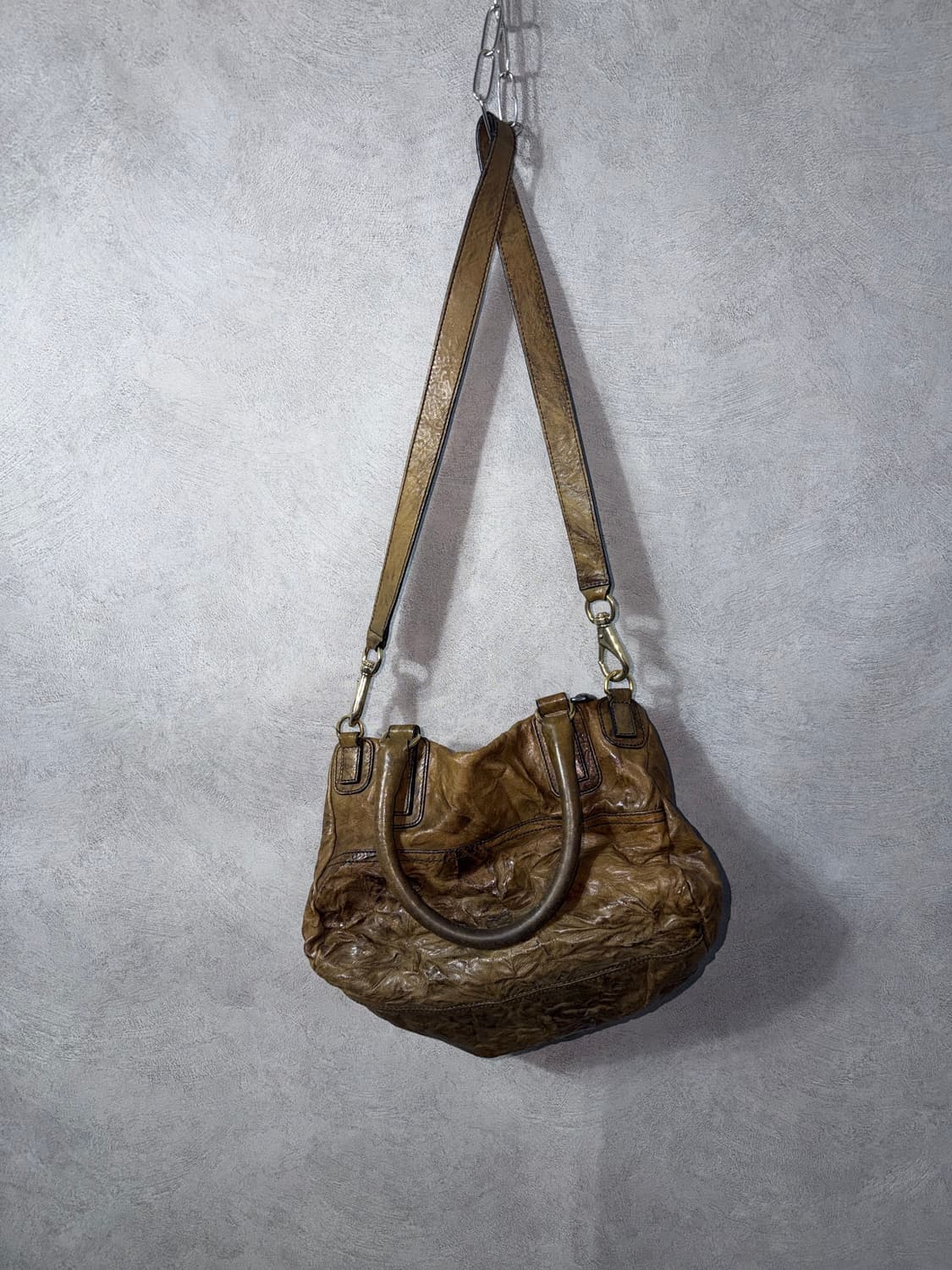 Givenchy Pandora Leather Shoulder Bag 상품이미지2