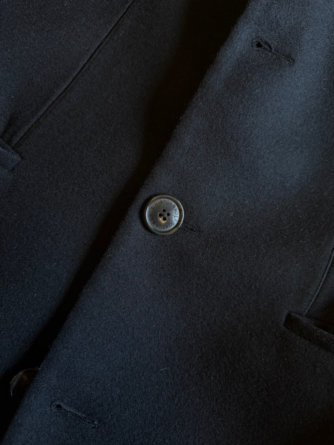 빅터앤롤프 체스터필드 코트 100 상품이미지3
