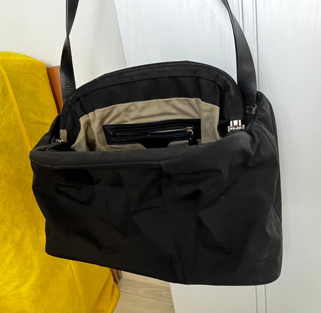 유르트 yurt 쿠로백 팝니다  상품이미지3