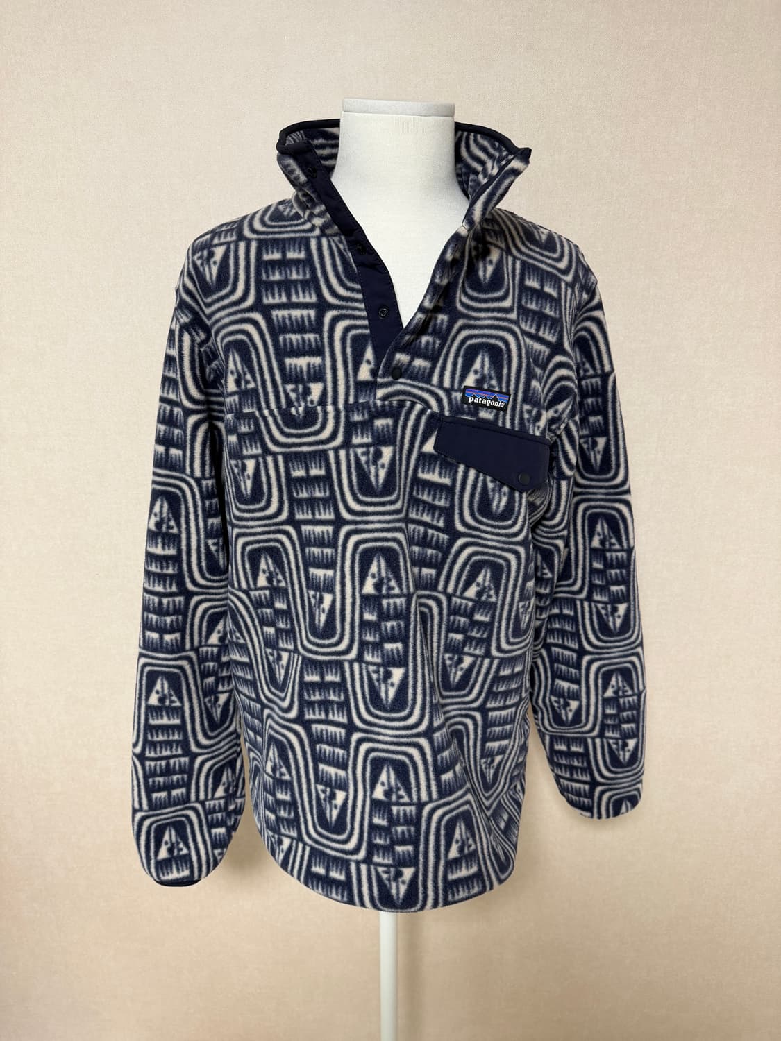 파타고니아 신칠라 풀오버 상품이미지1