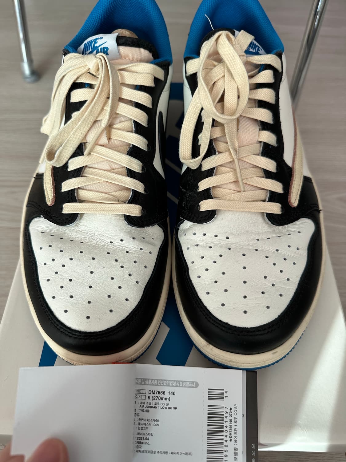 조던1 트레비스 스캇 프라그먼트 레트로 로우 270 상품이미지2