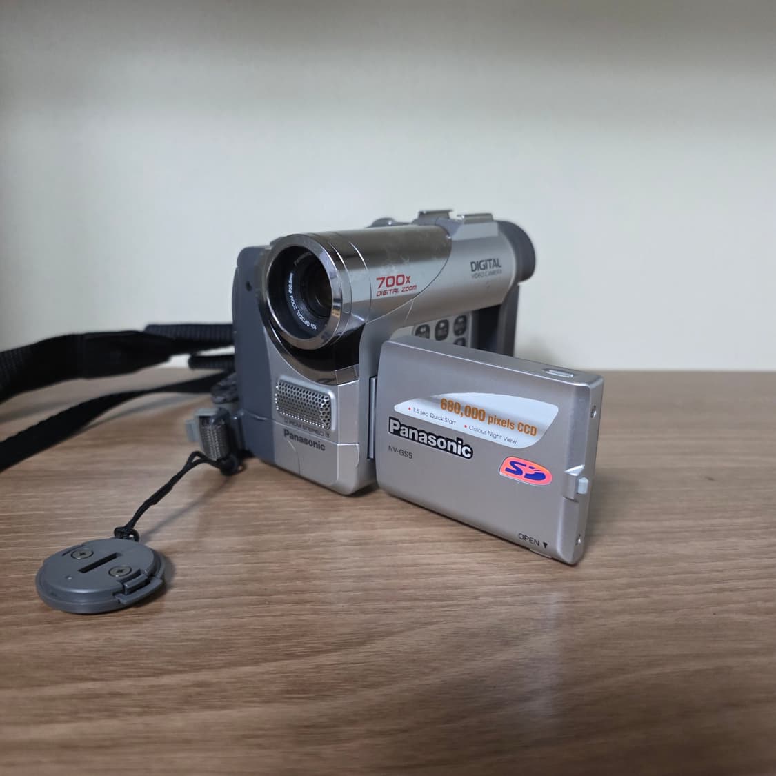 파나소닉 6mm 캠코더 NV-GS5(구성품 포함) 상품이미지2