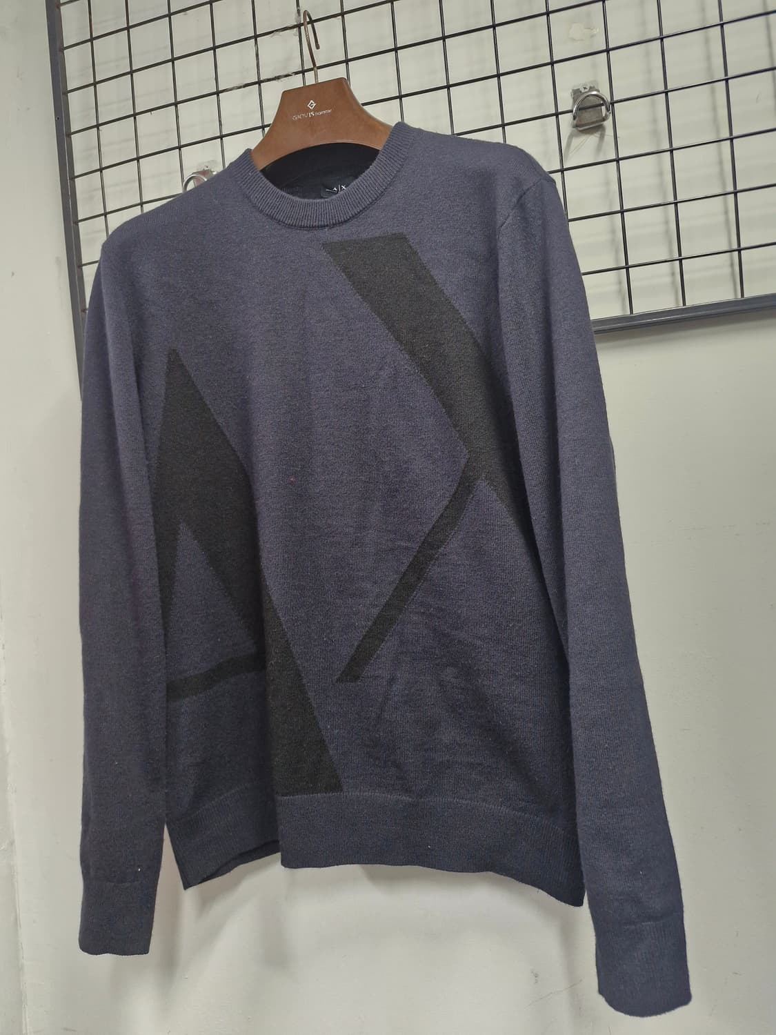 95M 알마니익스체인지 네이비 니트. 상품이미지3