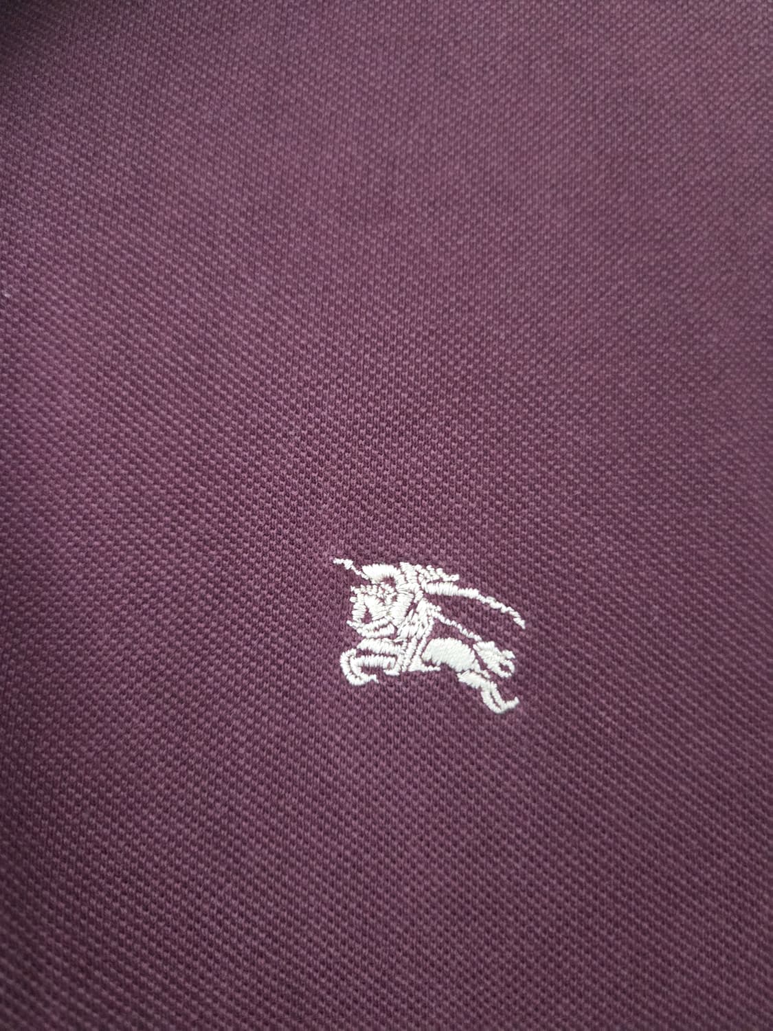 버버리 정품 와인색 반팔카라티(95사이즈) 상품이미지5