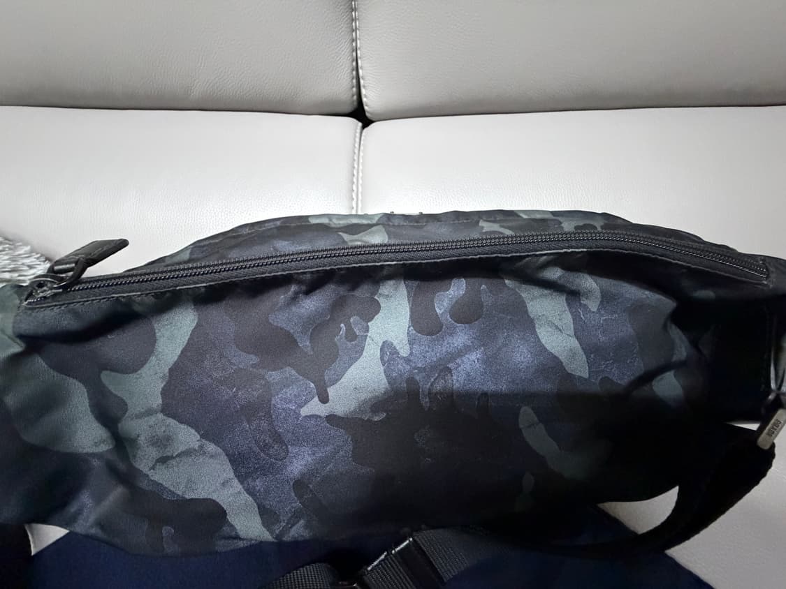 프라다 바이커백 카모 라지 VA0991 상품이미지7