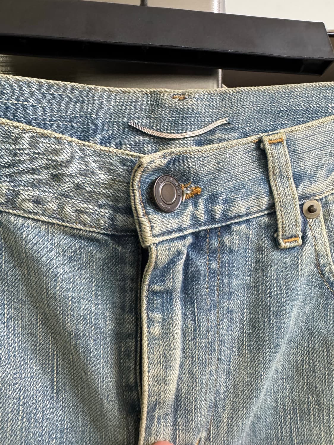 생로랑 15시즌 무릎디스 에디슬리먼 상품이미지4