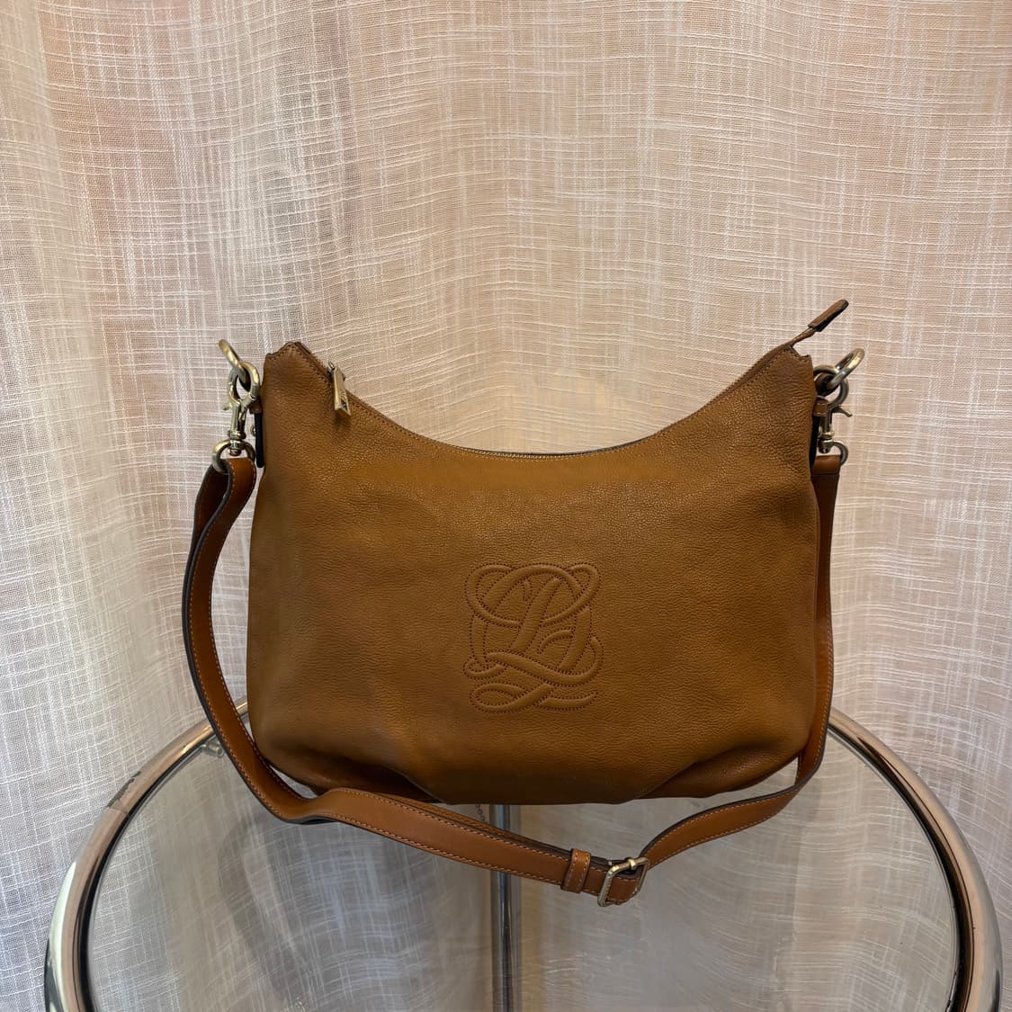 루이까또즈 소가죽 크로스백     상품이미지1