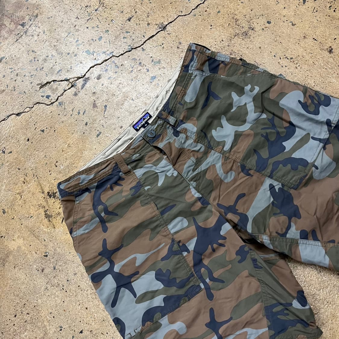 [정품/36] 파타고니아 카모플라주 패턴 빈티지 반바지 b17 상품이미지1