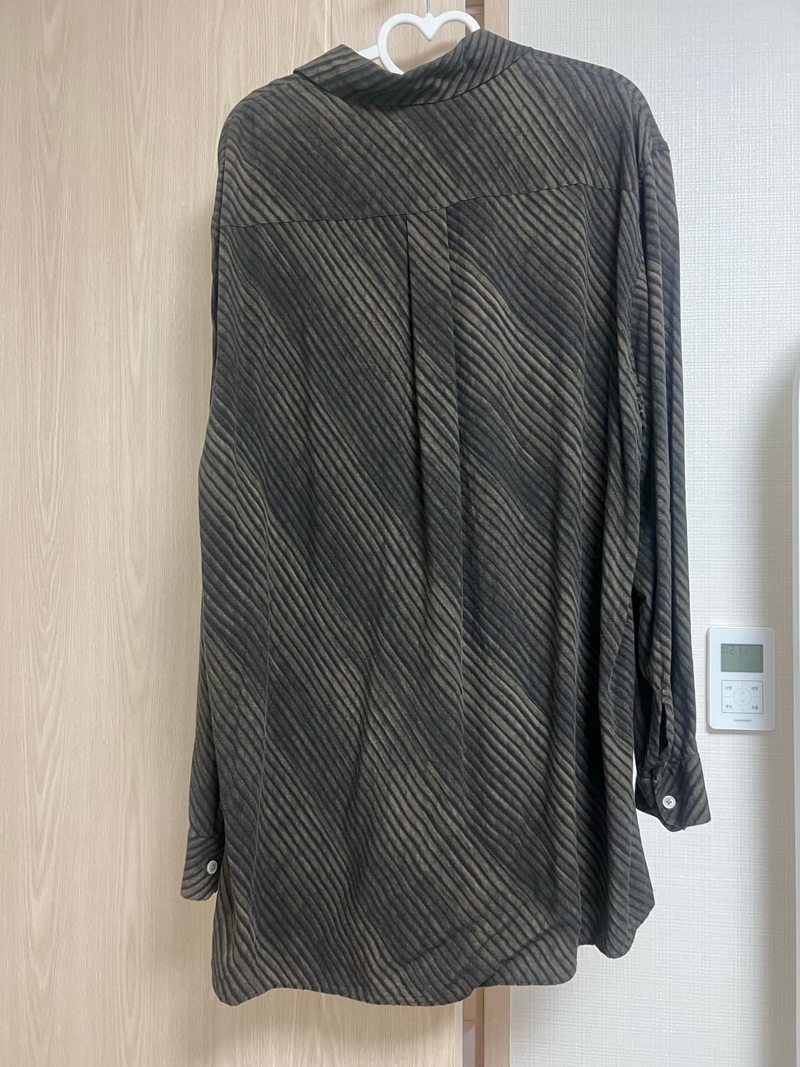 르메르/19AW 스트레이트 카라 비스코스 셔츠 상품이미지3