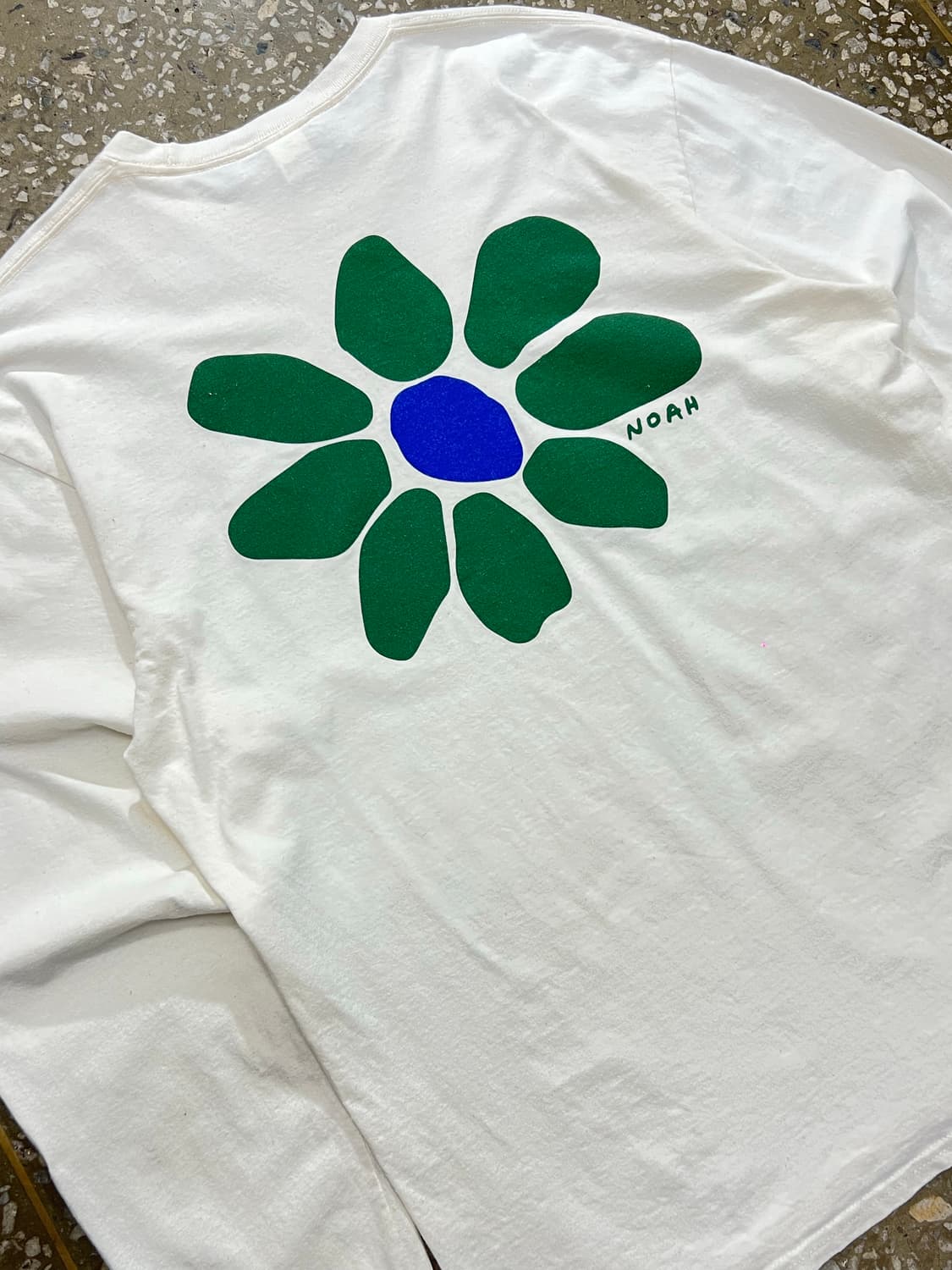 Noah Ivory Long Sleeve  상품이미지1