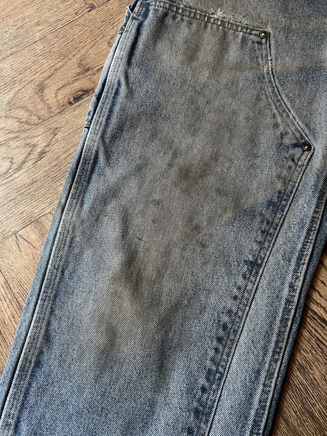 [33]칼하트 USA 데미지드 더티워싱 더블니 워크 데님 팬츠 상품이미지3