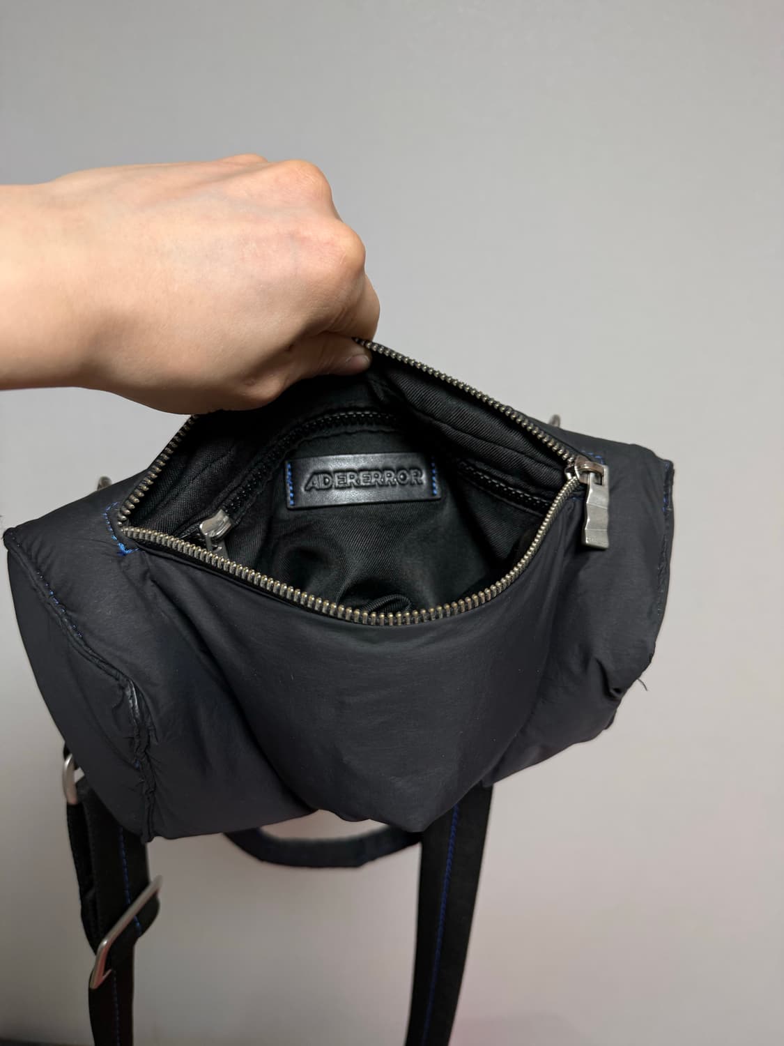 아더에러 x 자라 숄더백 블랙 상품이미지5