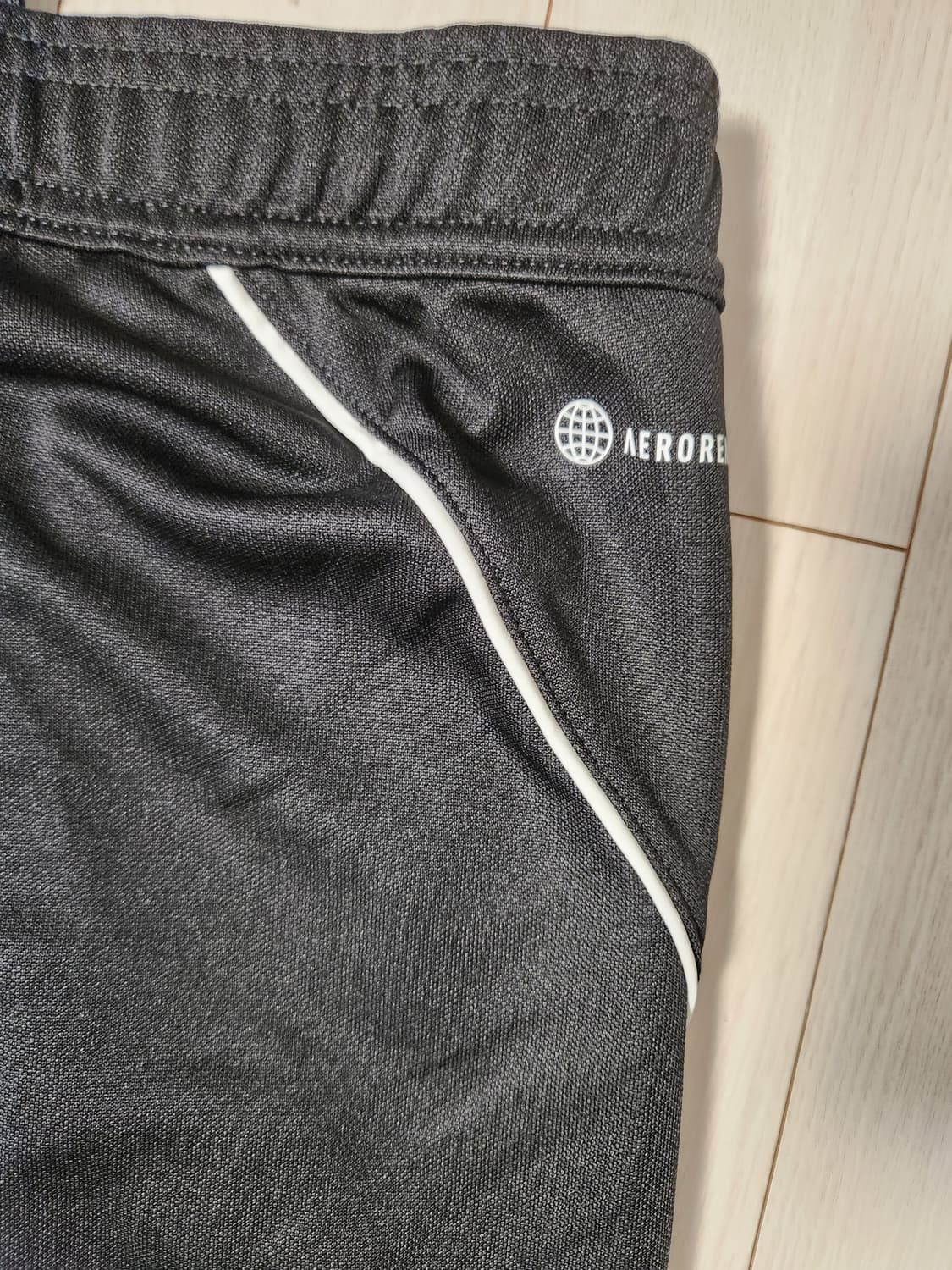 새상품급)아디다스 TIRO23 L TR PNT 트레이닝 팬츠 사이즈s 상품이미지4