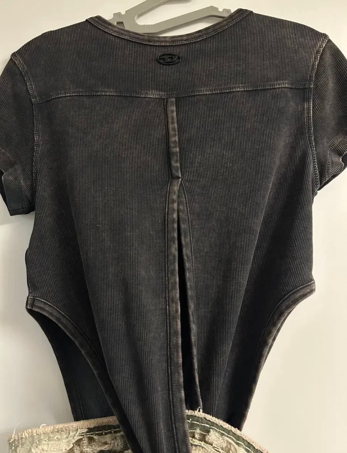 DIESEL 디젤 블랙 워싱 반팔티 + 벨트 상품이미지6