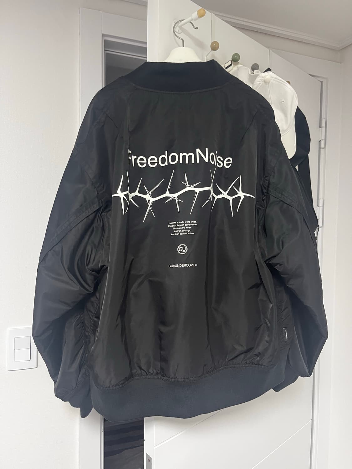 언더커버 X GU 지유 freedom noise 블랙 봄버 ma1 XXL 상품이미지1