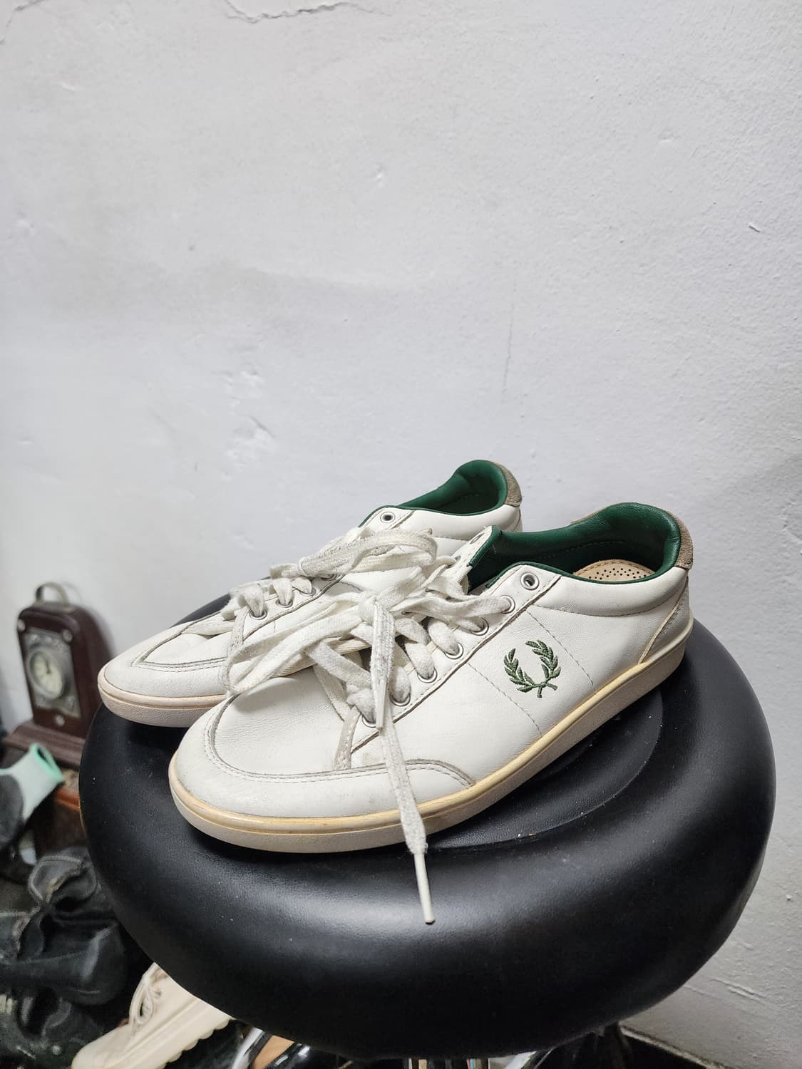 프레드페리 화이트 스니커즈 단화 상품이미지1