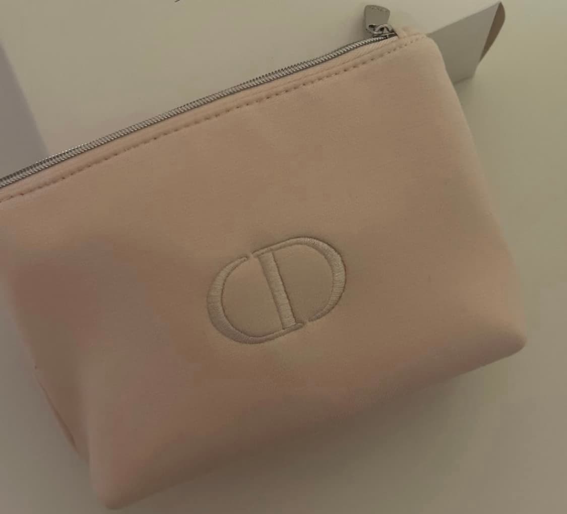 디올 파우치 구합니다  상품이미지1